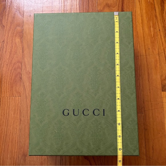 Gucci Gift Box - Picture 5 of 7